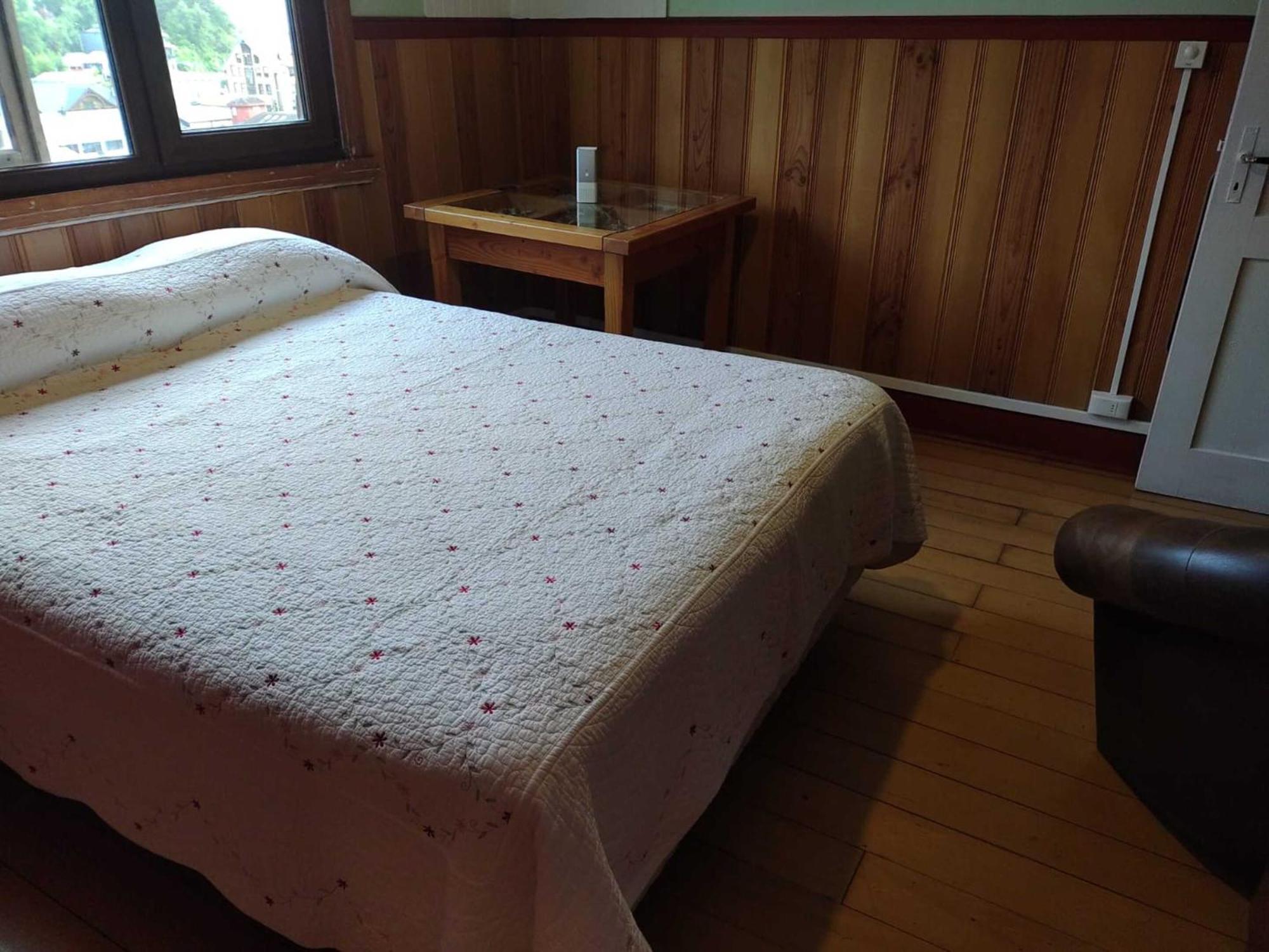 Hostal Florencia Apartment Puerto Varas Exterior photo